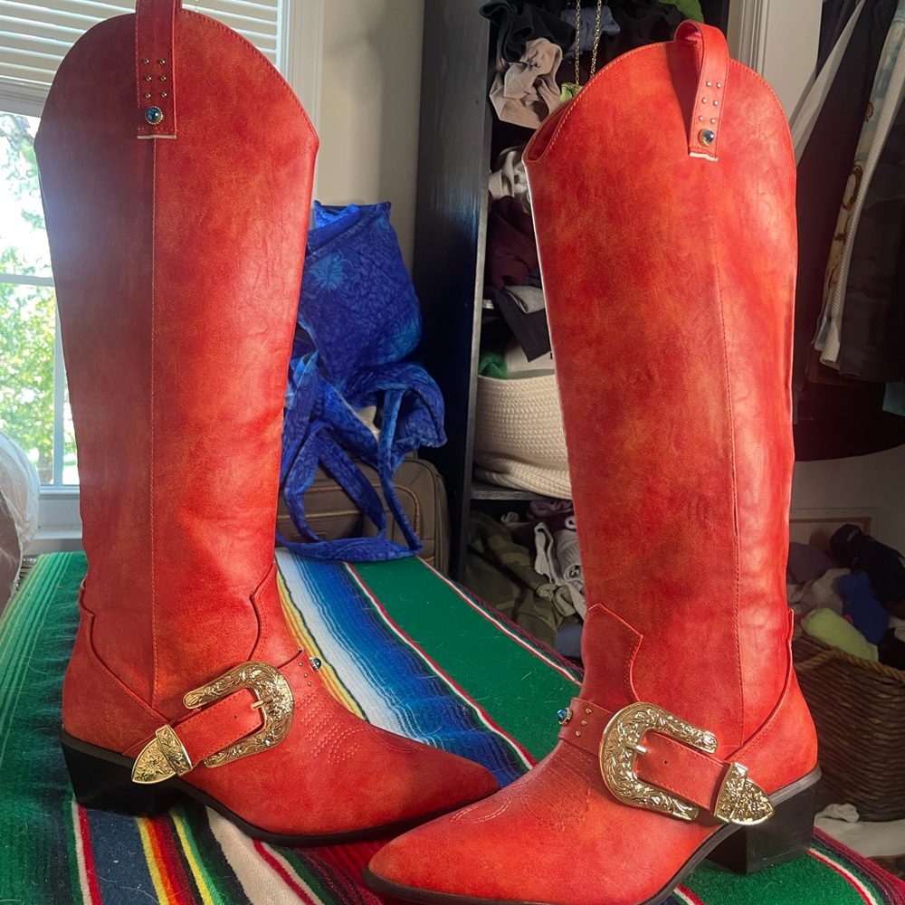 Red Western-Style Women's Boots